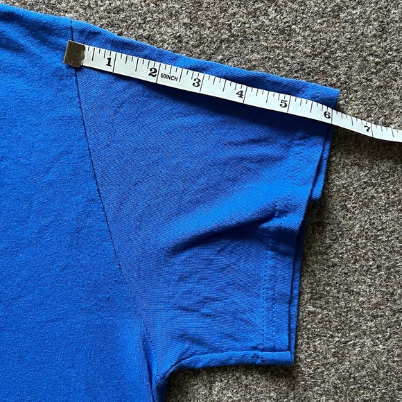 VTG 90s Looney Tunes Graphic Tshirt Basketball Squad Bugs Taz Daffy Tweety Small - Picture 6 of 10